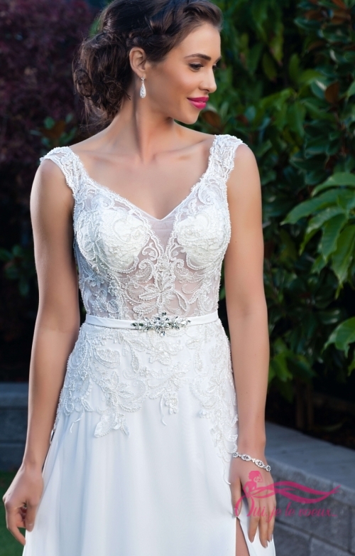 Wedding dress Chiffon and lace, Limpide