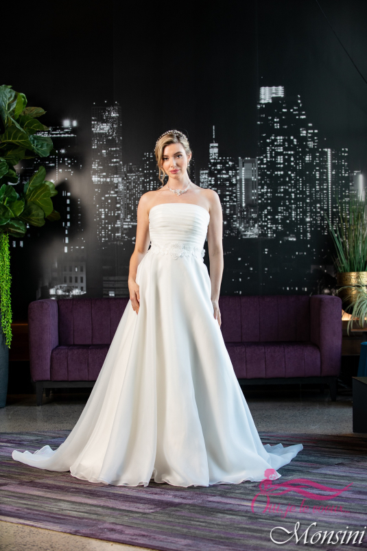Wedding dress Dentelle et Organza, Cyrielle