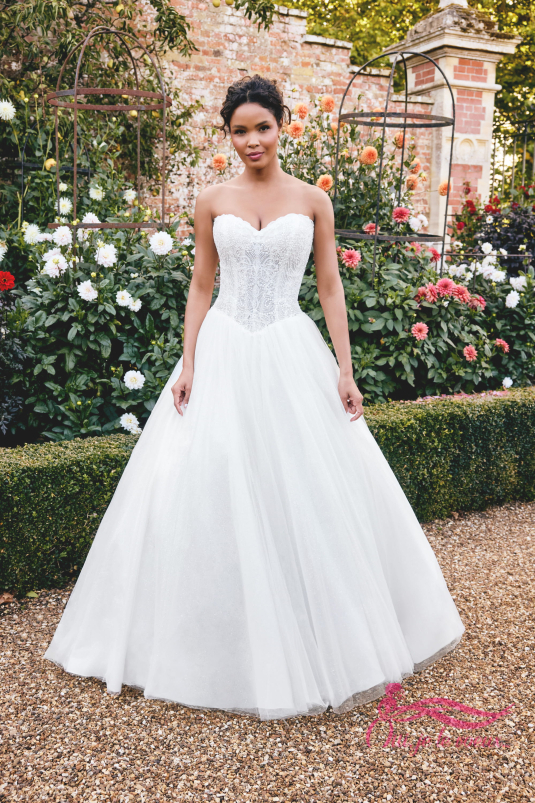 Wedding dress Lace, Crystals/pearls, Léonie