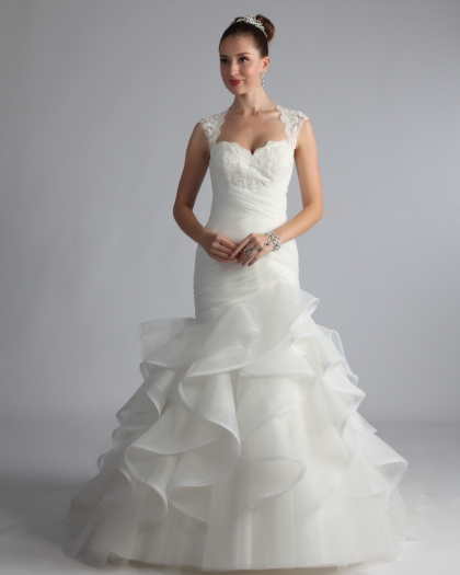 Wedding dress Organza and lace appliqués, Jayne