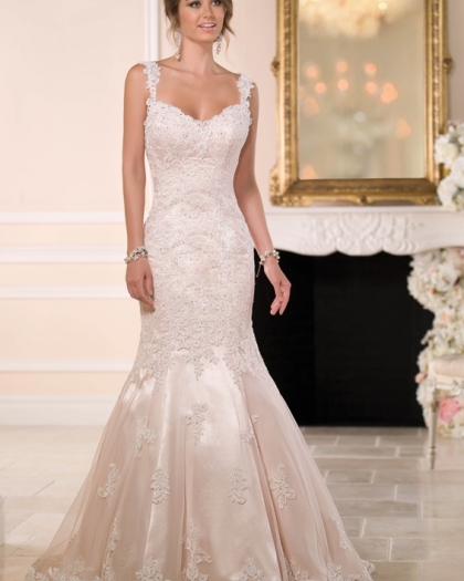 Wedding dress Lace, Fanny
