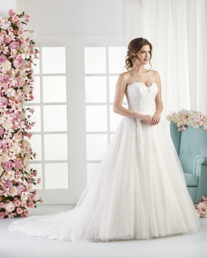 Robe de mariée Tulle, Appliquées de dentelle, Tobago