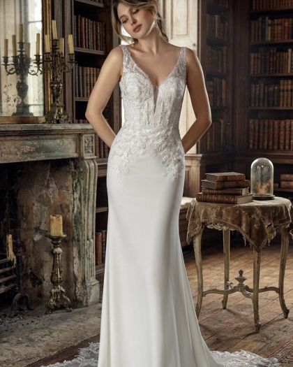 Robe de mariée crepe, Dentelle, Fleury...