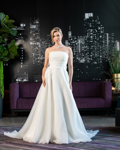 Wedding dress Dentelle et Organza, Cyrielle